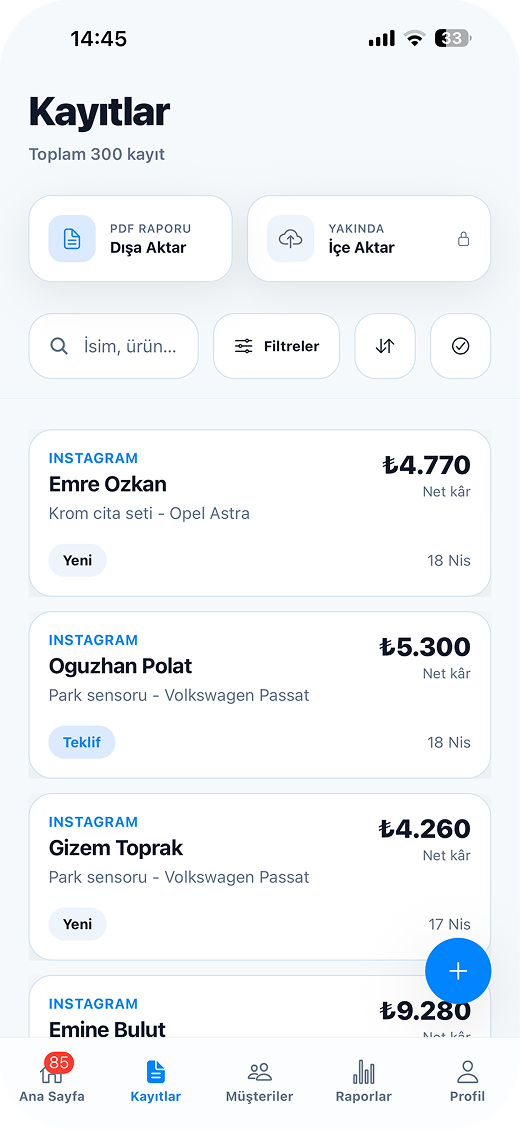SellTrack Türkçe kayıtlar ekranı.